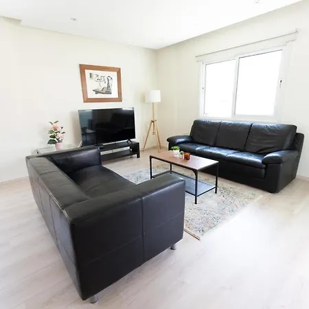 Apartment Wealthystays - Olympias 2br Flat Centre *
