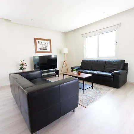 Wealthystays - Olympias 2br Flat Centre * Nikosia