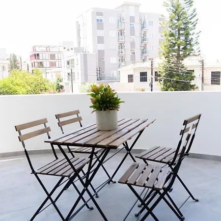 Апартаменты Wealthystays - Olympias 2br Flat Centre Никосия